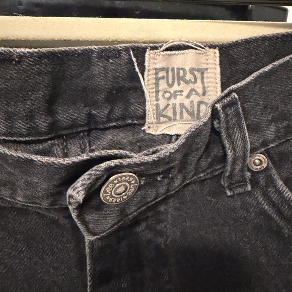 LF Furst of a Kind | High Rise Upcycled Lee Jean Shorts - Picture 2 of 3